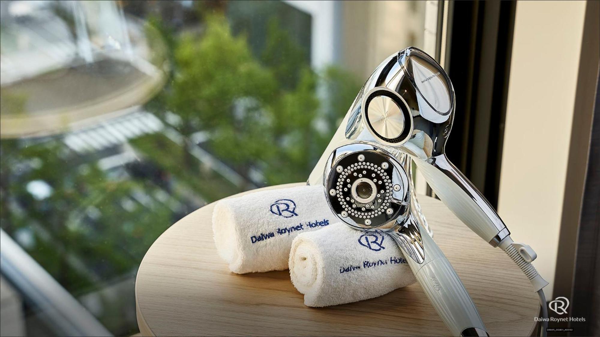 Daiwa Roynet Hotel Kanazawa Eki Nishiguchi Zimmer foto