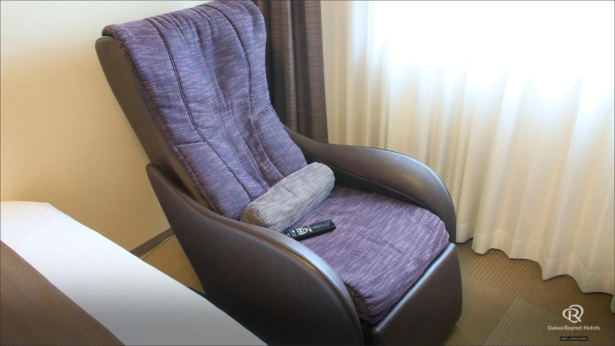 Daiwa Roynet Hotel Kanazawa Eki Nishiguchi Zimmer foto