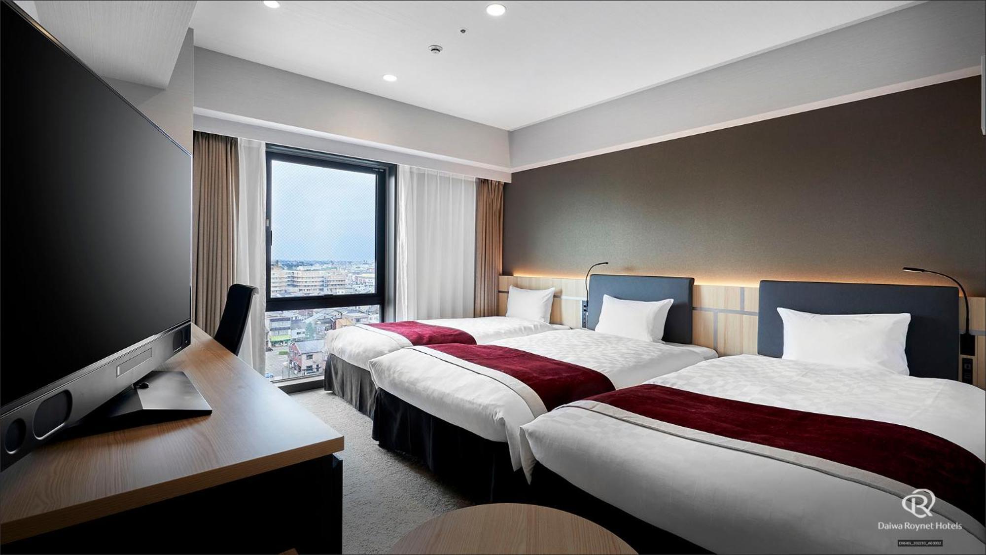 Daiwa Roynet Hotel Kanazawa Eki Nishiguchi Zimmer foto